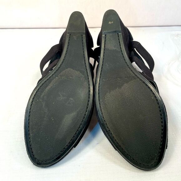 Black Suede Strappy Wedge with Front Zipper 3.5” Heel size 8 Like New - Picture 6 of 6